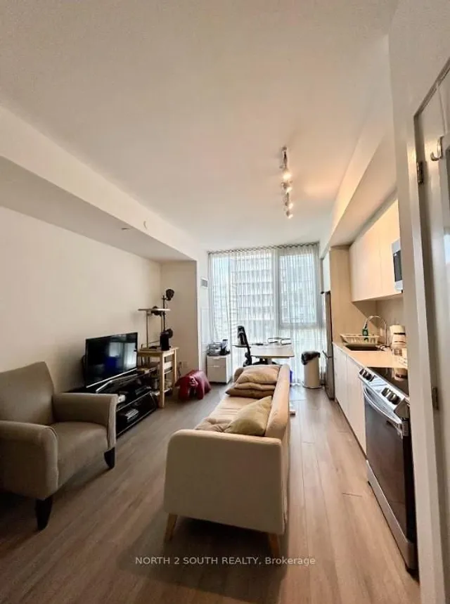 Additional image 9 of 357 King St Unit 3805