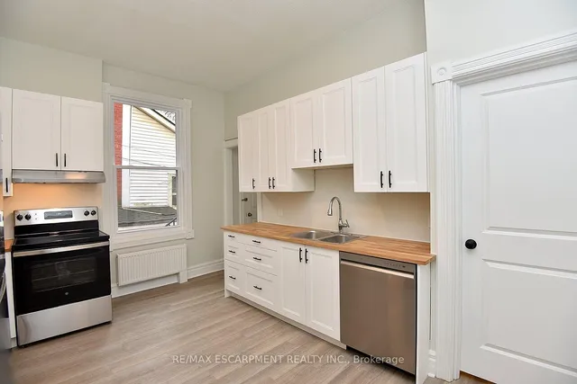 Additional image 10 of 66 Erie Ave