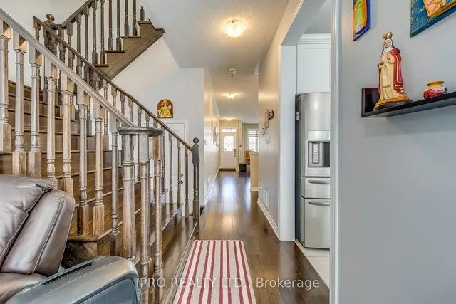Additional image 7 of 11 Trentonian St