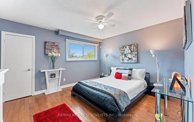 Additional image 20 of 93 Collins Cres