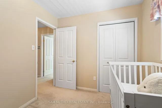 Additional image 31 of 18 Naples Blvd