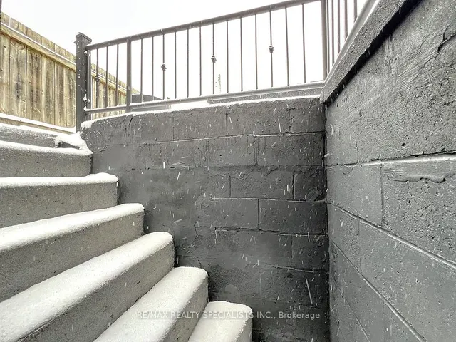 Additional image 44 of 169 Lappin Ave