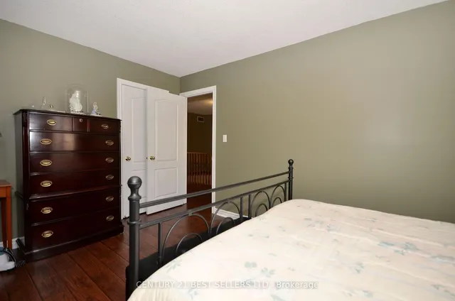 Additional image 35 of 9 Coin St