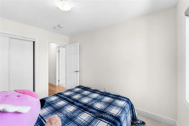 Additional image 34 of 3377 sixth Line