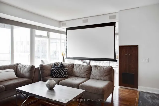 Additional image 15 of 2181 Yonge St Unit 2105