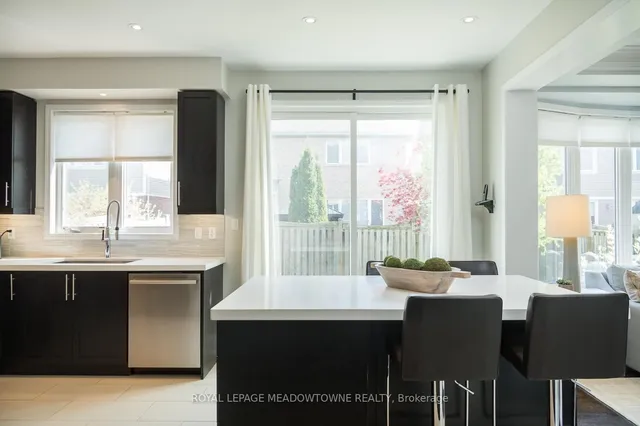 Additional image 11 of 886 Savoline Blvd