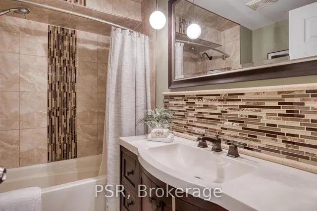 Additional image 14 of 11 Grand River Blvd Unit 20