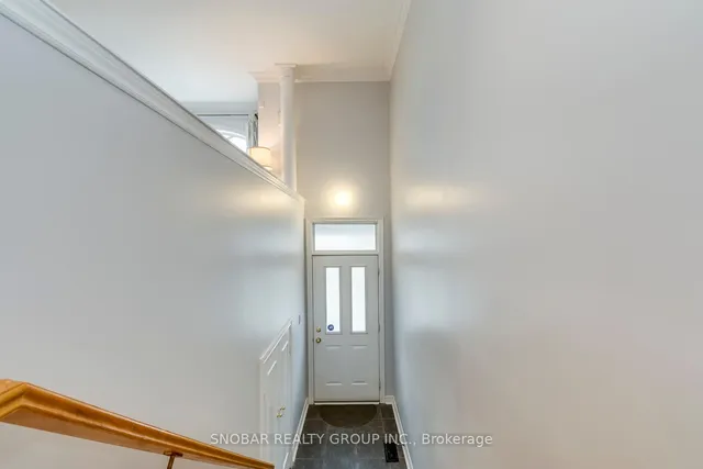 Additional image 5 of 17 James Stock Path