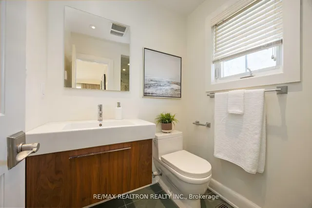 Additional image 23 of 16 Aylesbury Rd