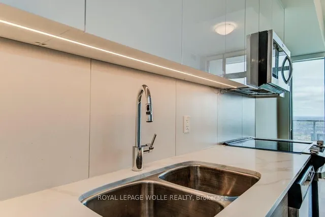 Additional image 10 of 60 Frederick St Unit 3005