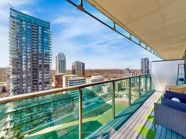 Additional image 22 of 70 Roehampton Ave Unit 1916