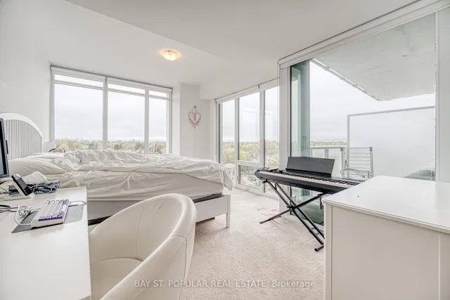 Additional image 14 of 3018 Yonge St Unit 803