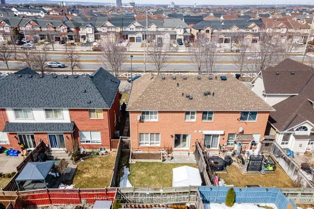 Additional image 38 of 1063 Wallbrook Cres