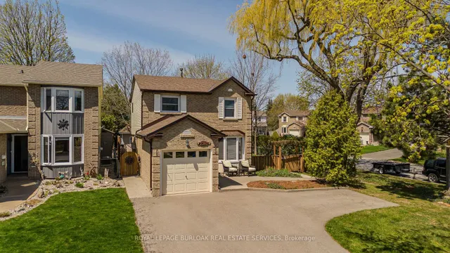 Additional image 2 of 2383 Cotswold Cres