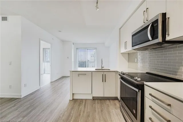 Additional image 10 of 5180 Yonge St Unit 1006