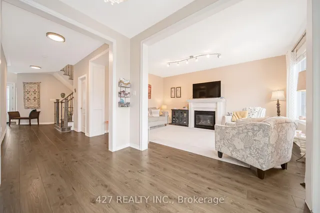 Additional image 23 of 38 Intrigue Tr