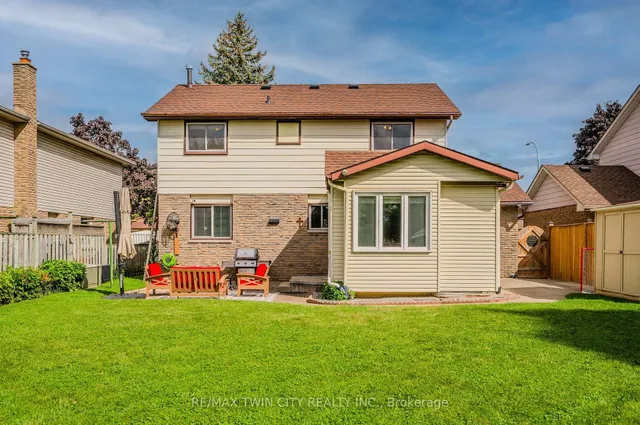 Additional image 43 of 136 St Jerome Cres