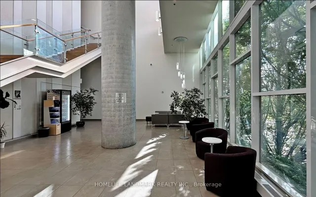 Additional image 26 of 29 Singer Crt Unit 806