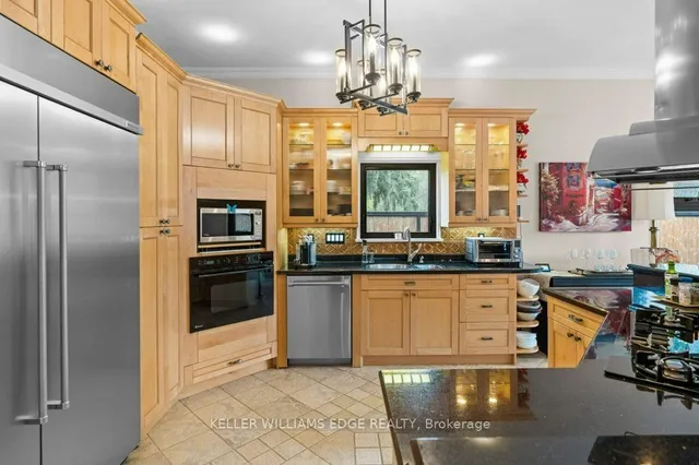 Additional image 3 of 61 Lake Ave