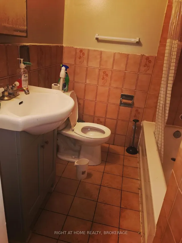 Additional image 15 of 3708 Woodruff Cres