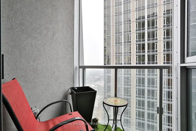 Additional image 10 of 1 Yorkville Ave Unit 4902