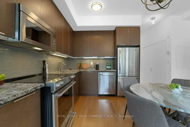 Additional image 8 of 38 Boston Ave Unit 4