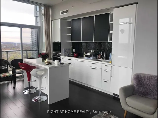 Additional image 14 of 32 Davenport Rd Unit ph02