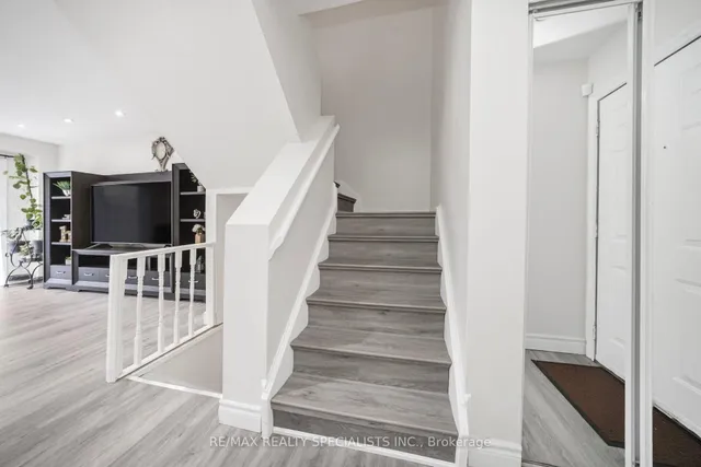 Additional image 19 of 144 Fleetwood Cres