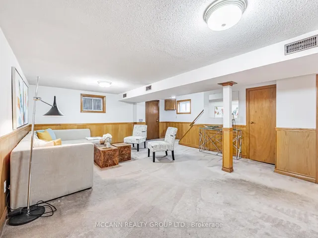 Additional image 29 of 407 Roselawn Ave