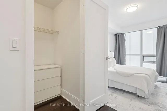 Additional image 14 of 70 Roehampton Ave Unit 713