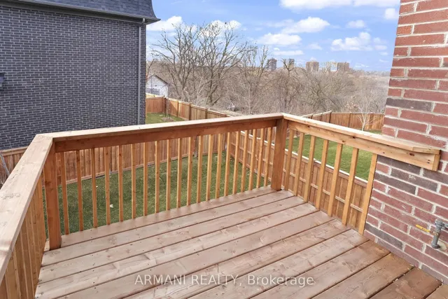 Additional image 20 of 3 George Mckenzie Crt