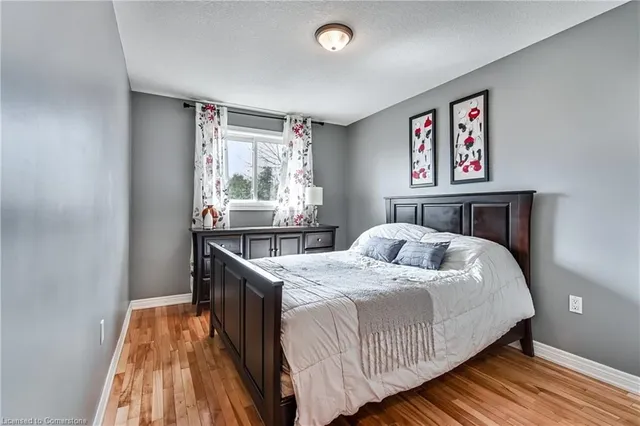 Additional image 21 of 27 Surrey Dr