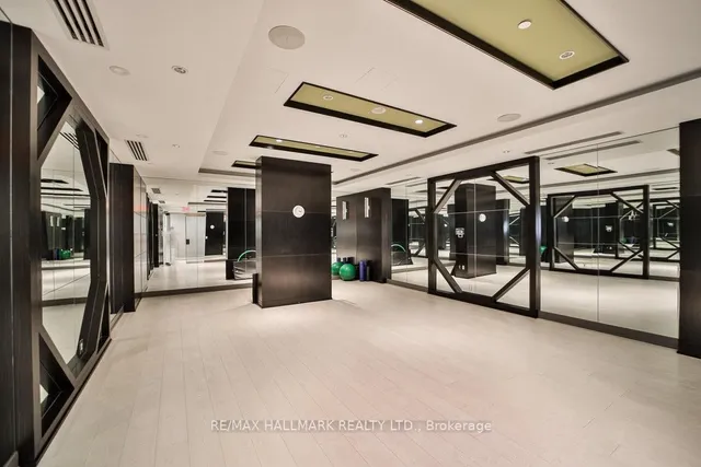 Additional image 29 of 2 Old Mill Dr Unit 121