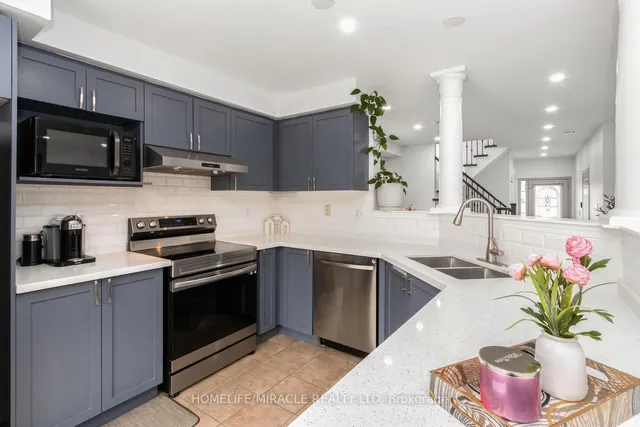 Additional image 22 of 1677 Stover Cres