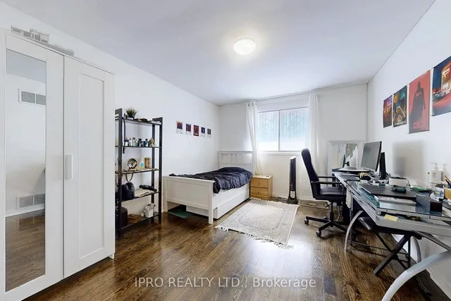 Additional image 18 of 17 Clearcrest Ave