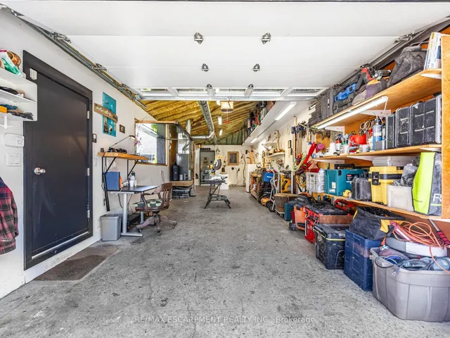 Additional image 40 of 35 Woodenhill Crt