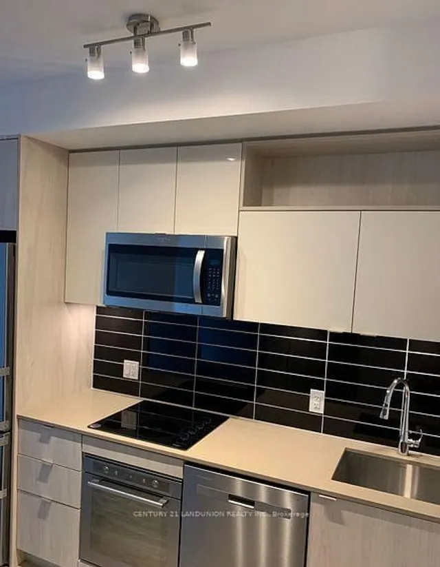 Additional image 5 of 121 Lower Sherbourne St Unit 644 SW