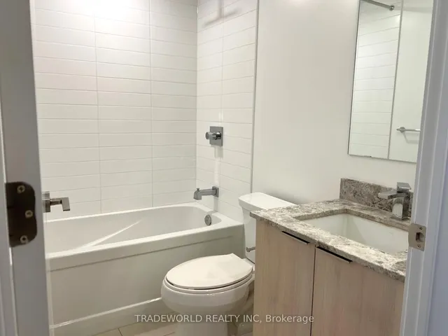 Additional image 13 of 501 Yonge St Unit 2403