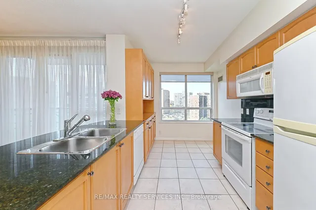 Additional image 6 of 38 Fontenay Crt Unit Suite 1309