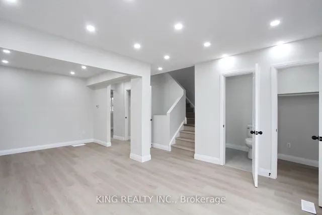 Additional image 3 of 62 Ashton Cres Unit 62