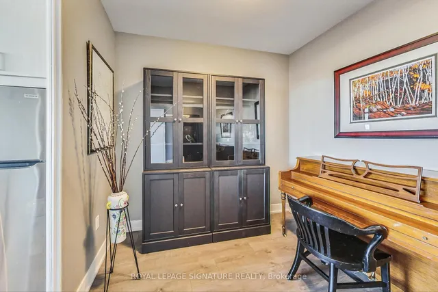 Additional image 9 of 60 George Butchart Dr Unit 104