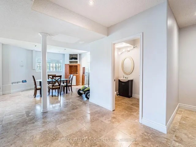 Additional image 39 of 85 Bloomsbury Ave