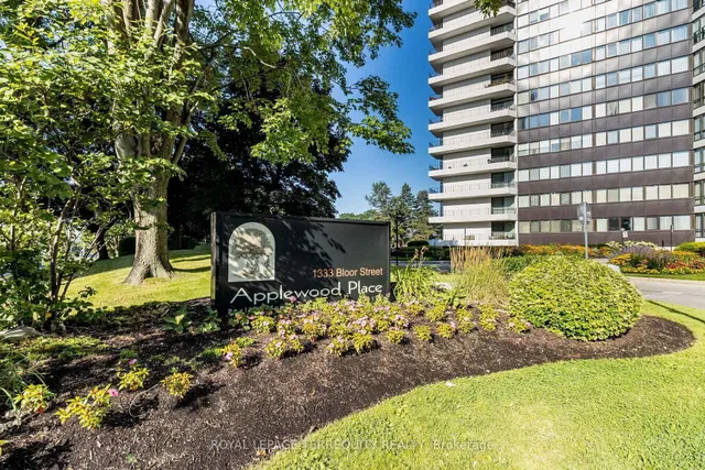 Additional image 45 of 1333 Bloor St Unit PH11