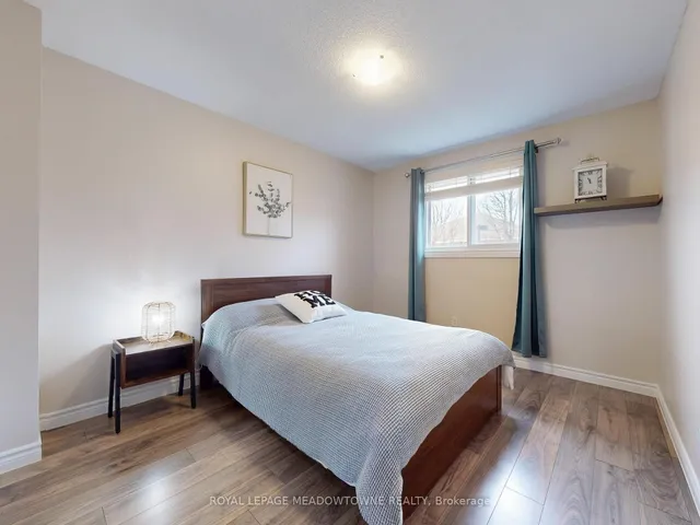 Additional image 28 of 152 Essling Ave