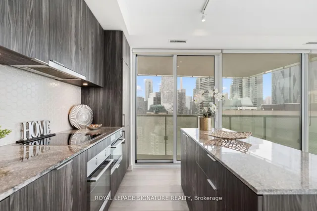 Additional image 22 of 15 Queens Quay Unit 3305