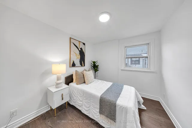 Additional image 20 of 962 Midland Ave