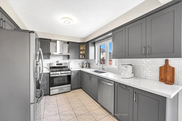 Additional image 16 of 26 Hefferon Crt