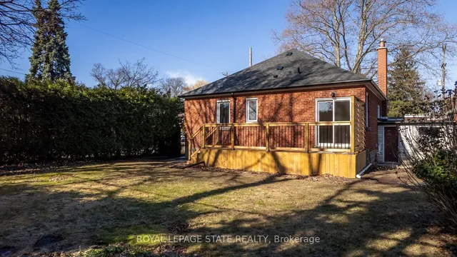 Additional image 44 of 869 Garth St