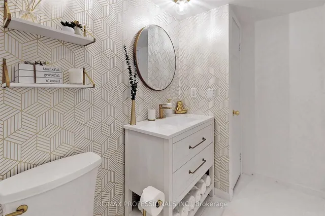 Additional image 16 of 50 Eglinton Ave Unit 1604