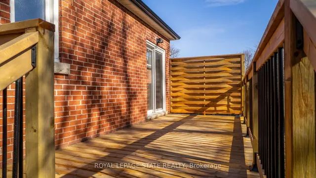 Additional image 42 of 869 Garth St